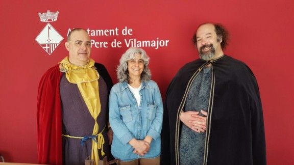 Signatura d'un convevi de col·laboració en l'Ajuntament i l'Associació Vilamagore Medieval de Sant Pere de Vilamajor