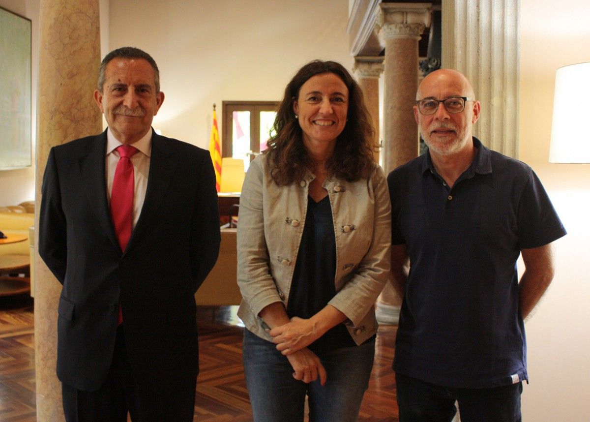 L'alcalde de Sant Celoni (dreta) amb la presidenta de la Diputació de Barcelona