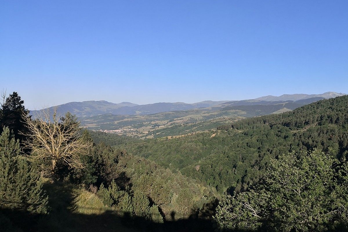 El Baix Montseny a Coll d'Ares per la Flama del canigó 2022