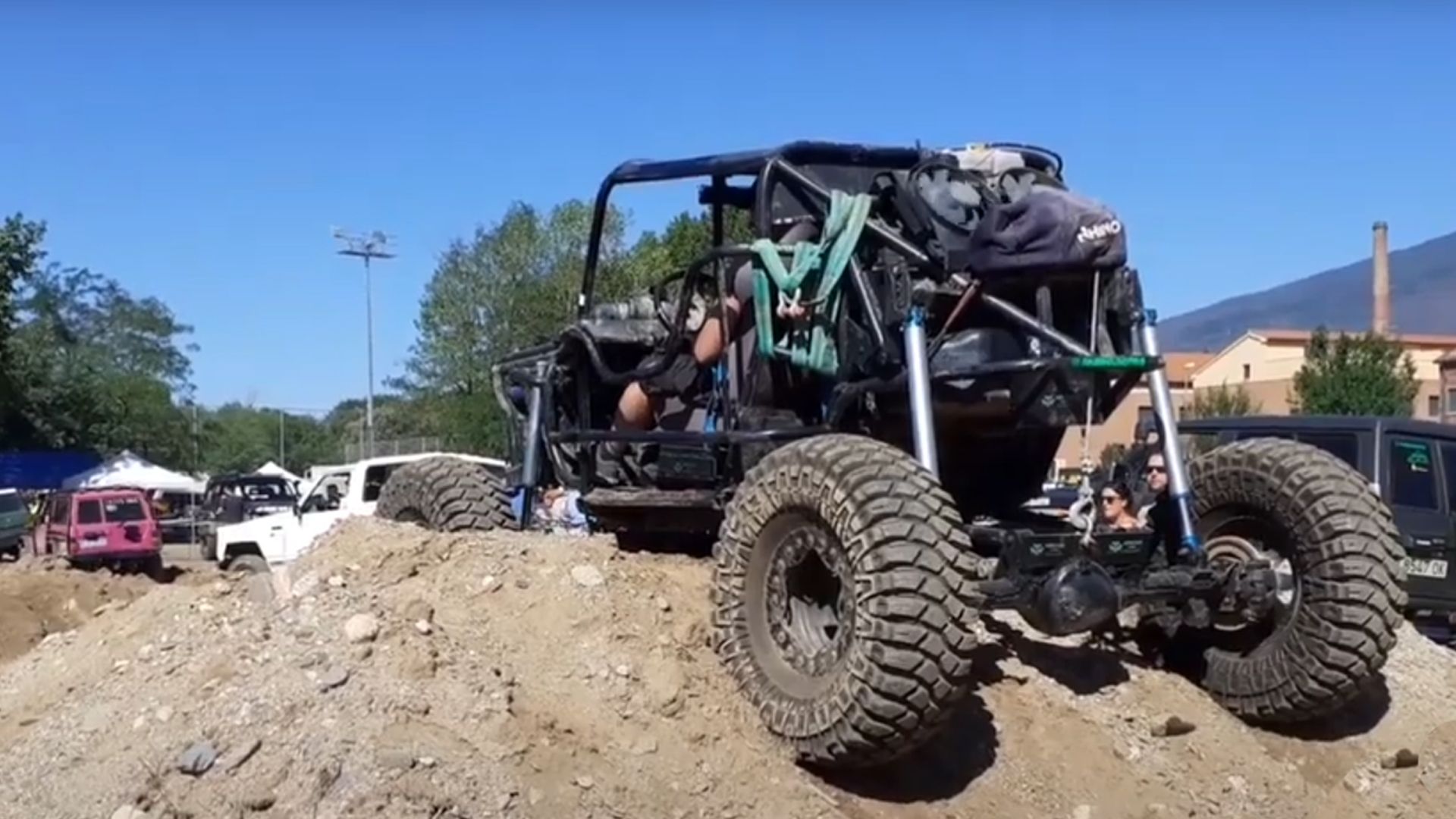 Un dels vehicles participants en una edició anterior del Trial 4x4 de la Batllòria