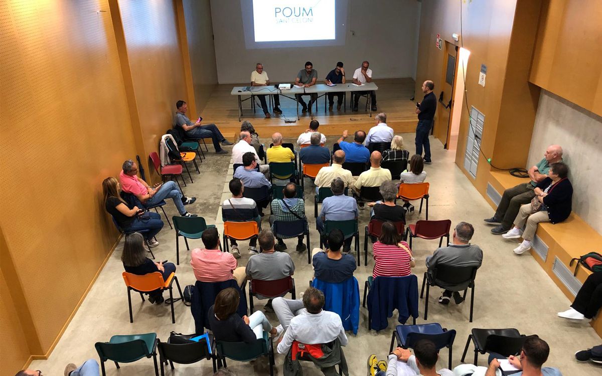 La segona sessió programada del POUM de Sant Celoni s'ha fet a la Unió Batllorienca.