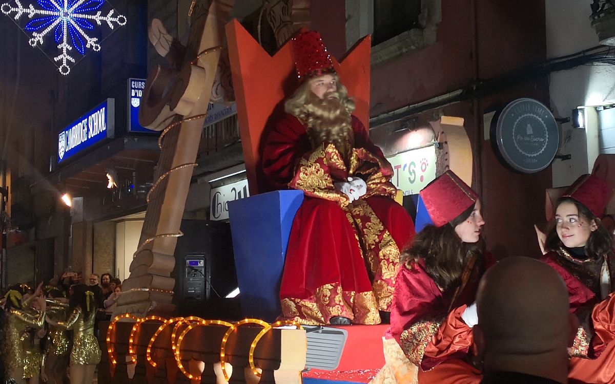 La carpa del Circ La Tête instal·lada a sant Celoni.