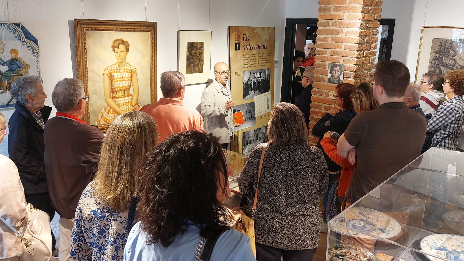 El director del Museu Aragay, Xavier Castanyer, a l'acte d'inauguració de l'exposició.