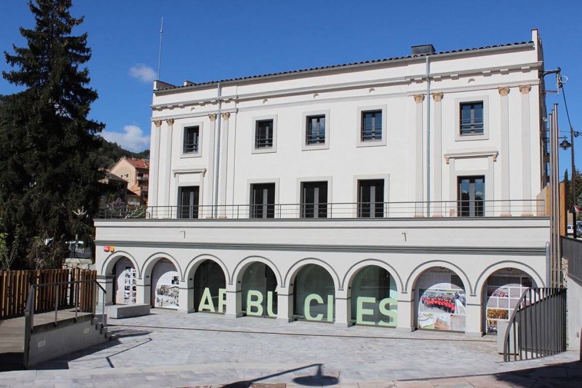 L'Ajuntament d'Arbúcies confirma amb un comunicat el primer cas positiu de Covid-19 al municipi