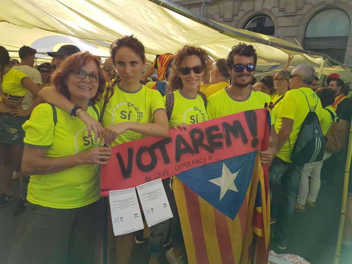 Manifestants del Baix Montseny reclamen votar el referèndum