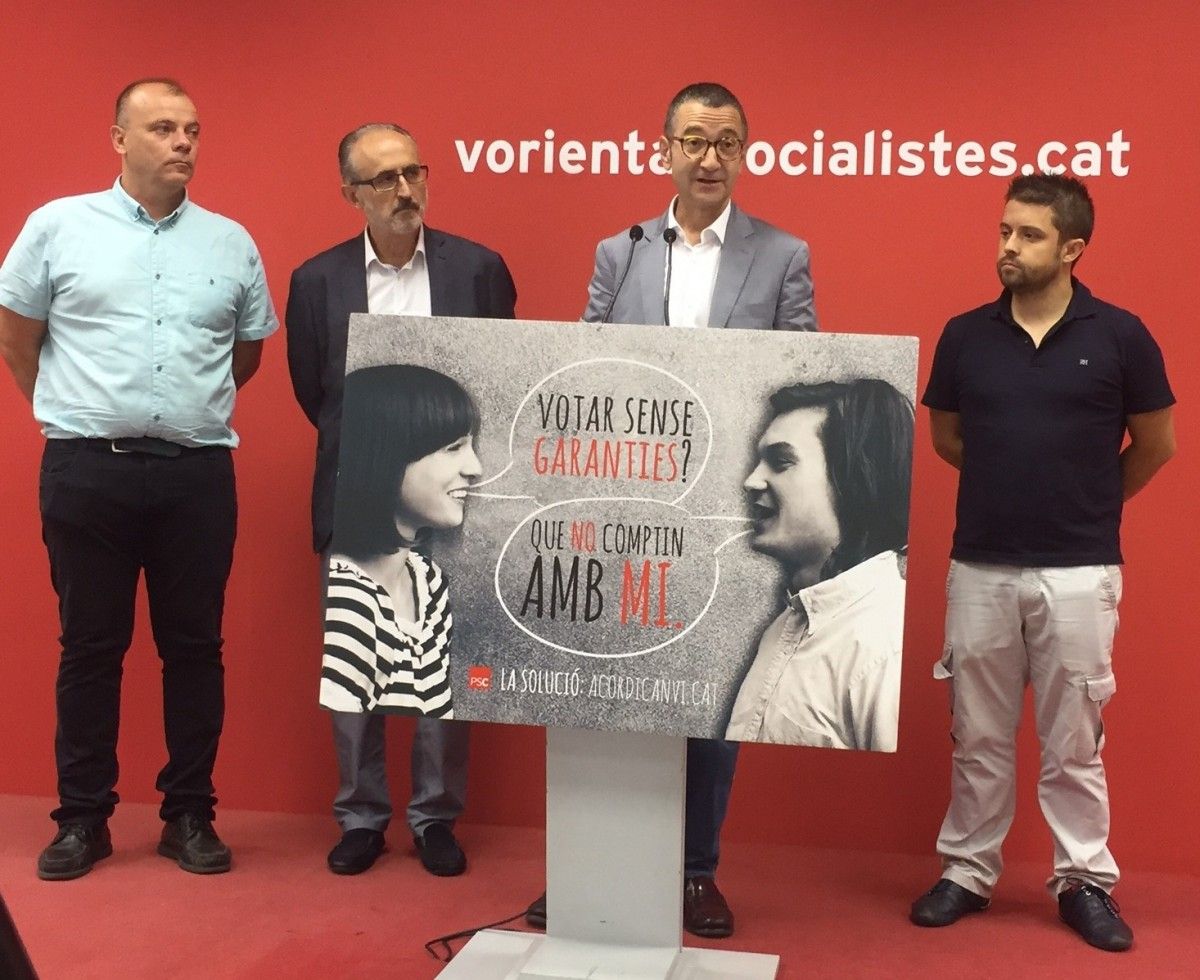 Cordero, Monràs, Terrades i Martínez, durant la roda de premsa