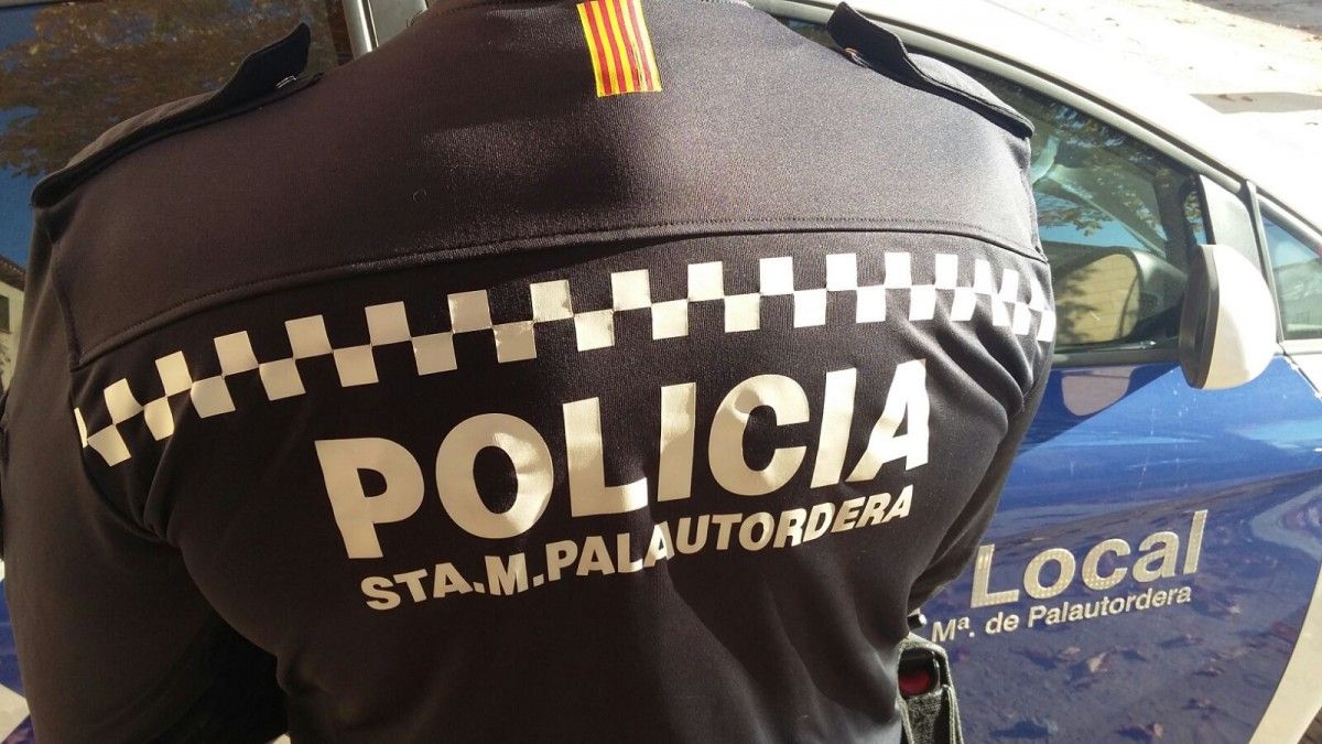 Un agent de la Policia Local de Santa Maria de Palautordera