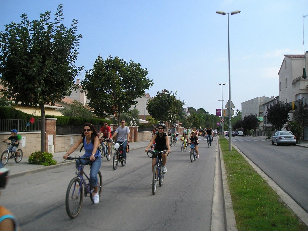 Bicicletes transitant per Sant Celoni