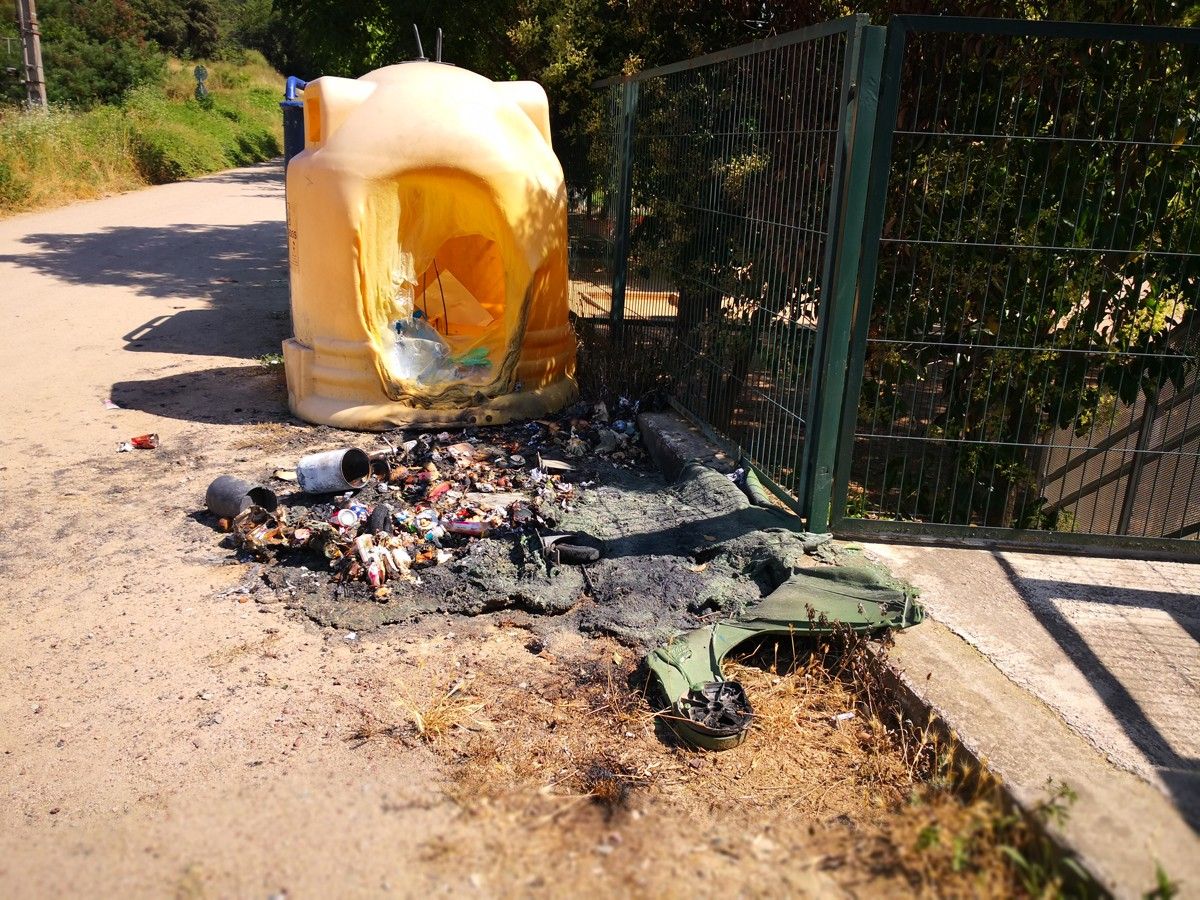 Més contenidors cremats a Sant Celoni