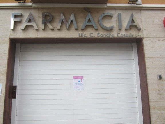 Una farmàcia de Sant Celoni en vaga