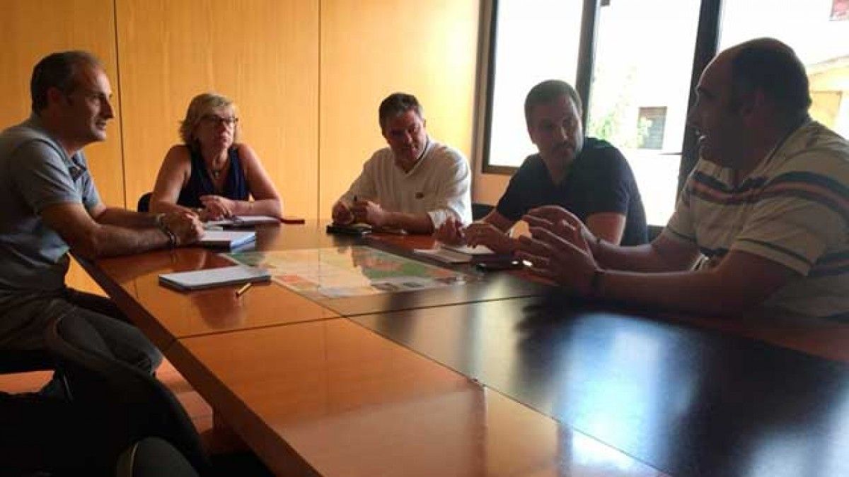 Reunió dels Ajuntaments de Sant Antoni i Sant Pere de Vilamajor amb Fecsa -Endesa