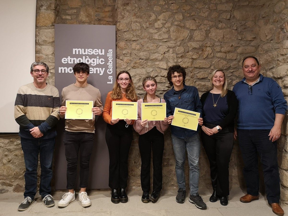 Alumnes de l'INS Montsoriu d'Arbúcies guardonats amb els premis recerca 2022