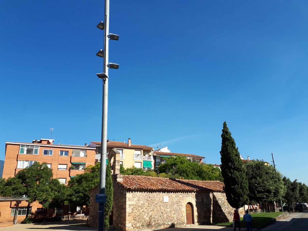 Alguns dels llums col·locats a Sant Celoni