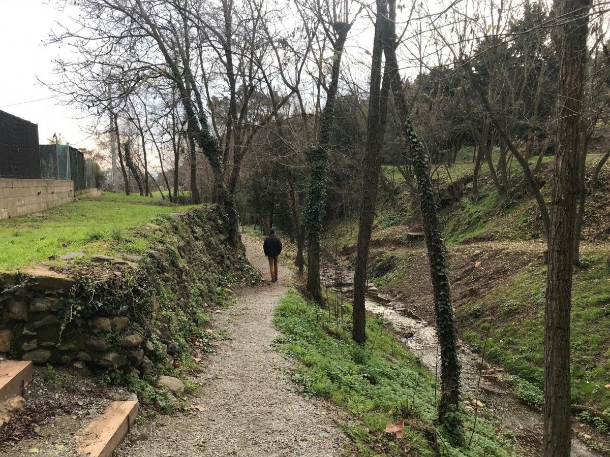 Un tram del passeig fluvial que uneix els pobles de Sant Pere i Sant Antoni de Vilamajor