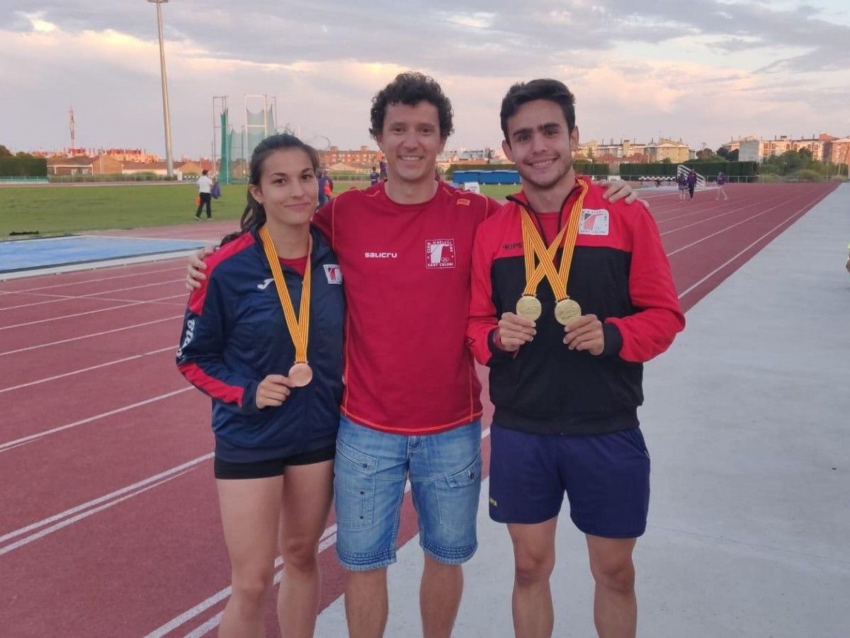 Aina Barri i Oriol Madí amb les medalles del campionat de Catalunya Sub20 i Sub23 2019