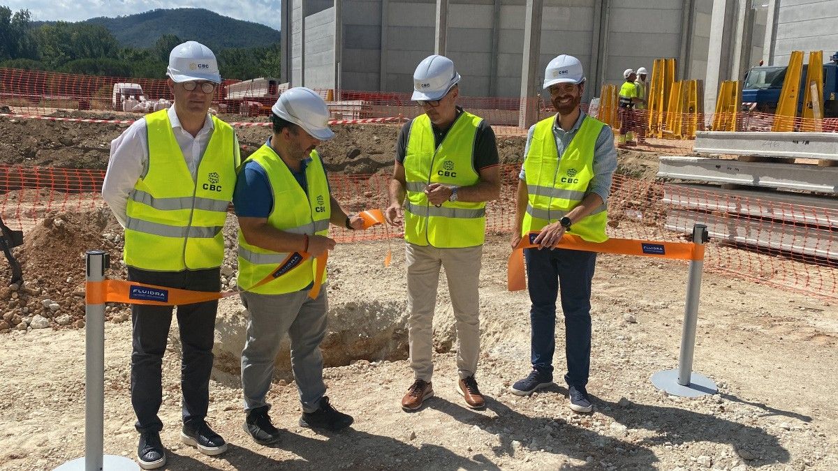 Primera pedra de la nova nau logística de Fluidra a Sant Feliu de Buixalleu