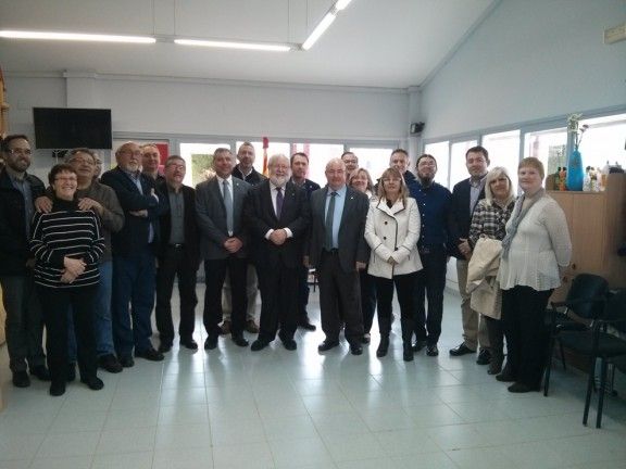 Alcaldes del Baix Montseny i membres d'Afadis amb el president de la Diputació de Barcelona