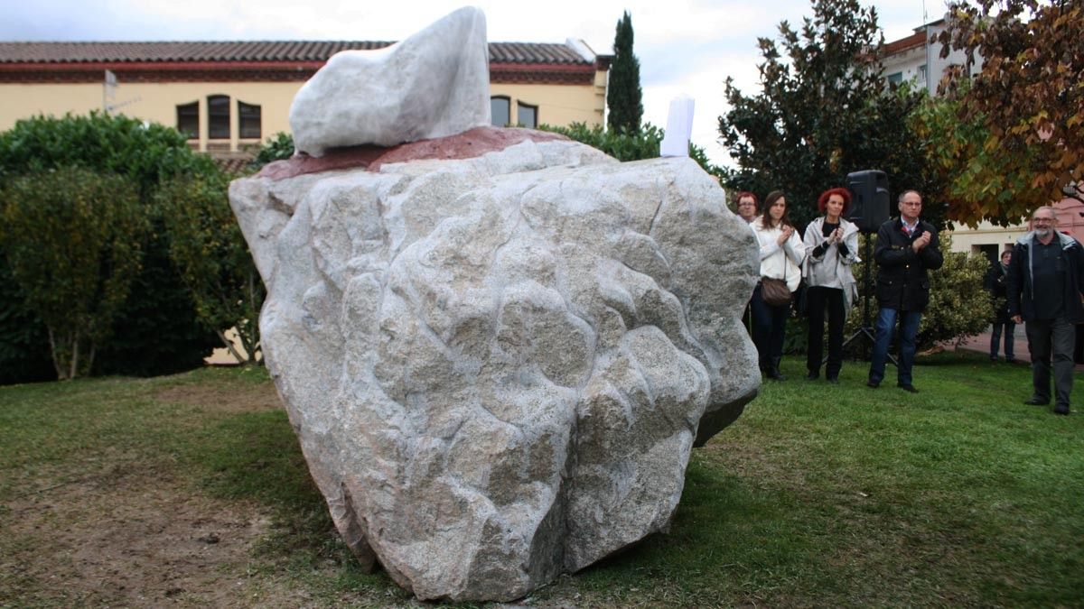 Sant Celoni disposa d'un itinerari de més de quatre quilòmetres per seguir una quinzena d'escultures al carrer.