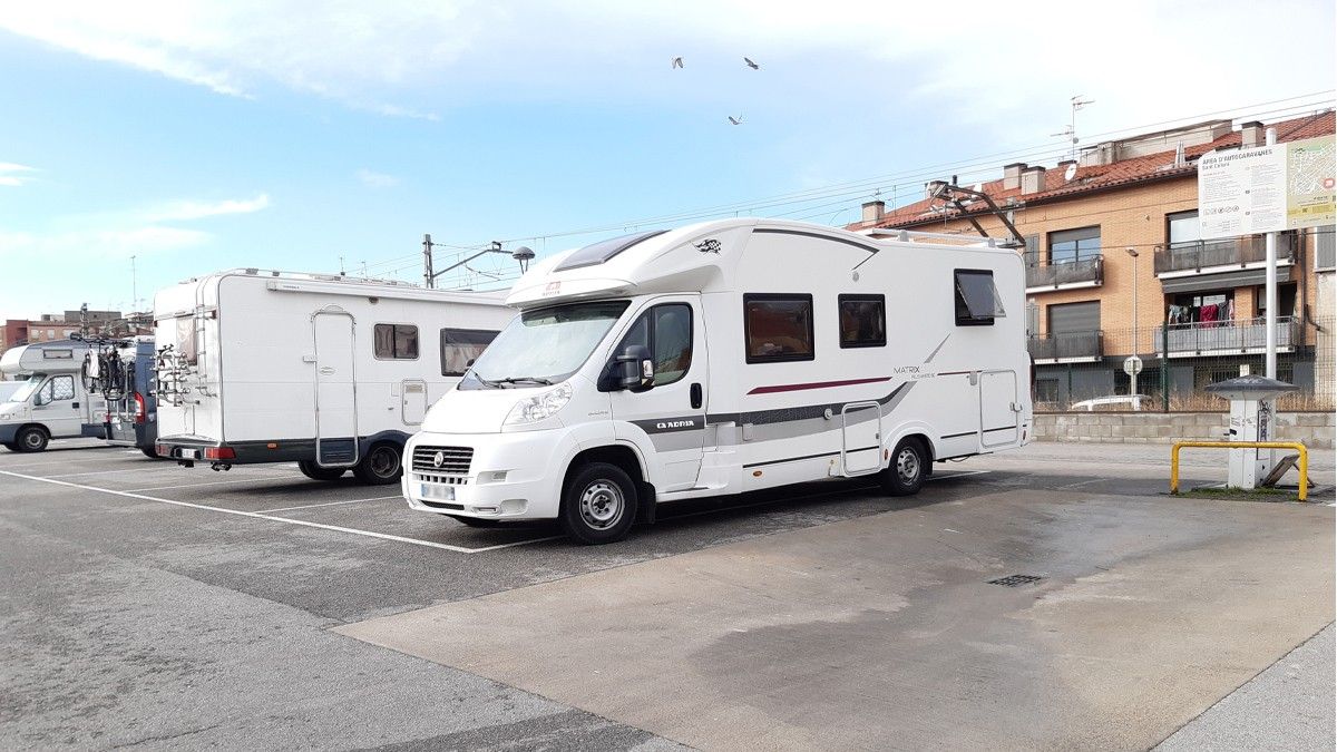 Punt de recàrrega d'aigua i descàrrega d'aigües negres a la zona d'autocaravanes de Sant Celoni que es millorarà.