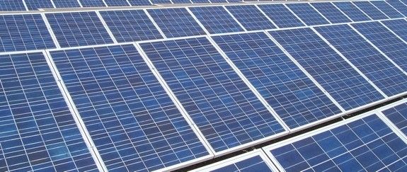 Els inversors d'energia fotovoltaica es queixen de l'actitud del Govern espanyol.