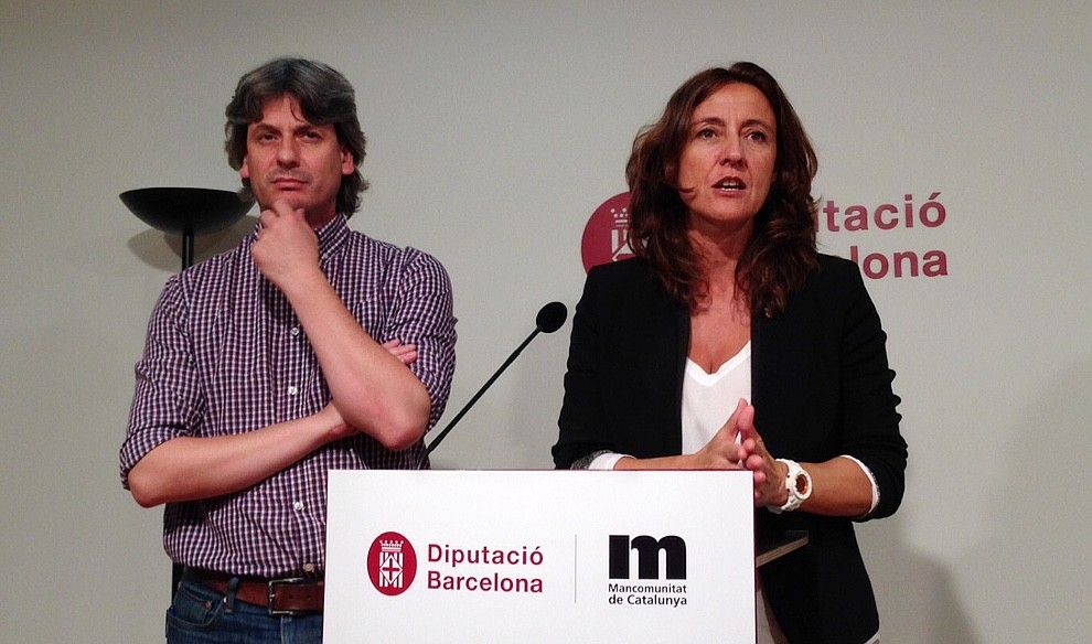 Dionís Guiteras, vicepresident primer, i Mercè Conesa, presidenta de la Diputació de Barcelona, en roda de premsa.