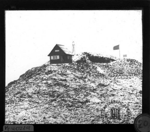 L'antic observatori del Turó de l'Home.