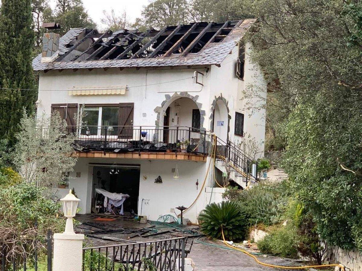 La casa incendiada el passat 25 de gener de 2020 a Vallgorguina