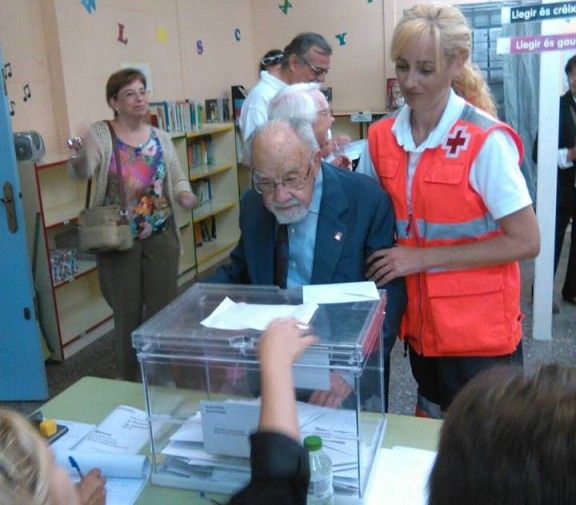 Jaume Farré, 102 anys i votant a Santa Maria de Palautordera.