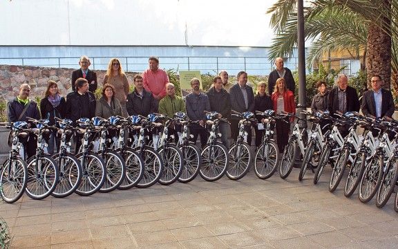 20 ajuntaments han rebut una bicicleta elèctrica de la Diputació de Barcelona.