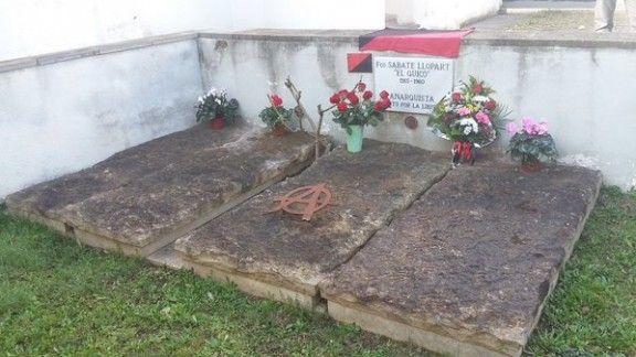 La tomba on és enterrar Francesc Sabaté Llopart "Quico Sabaté".
