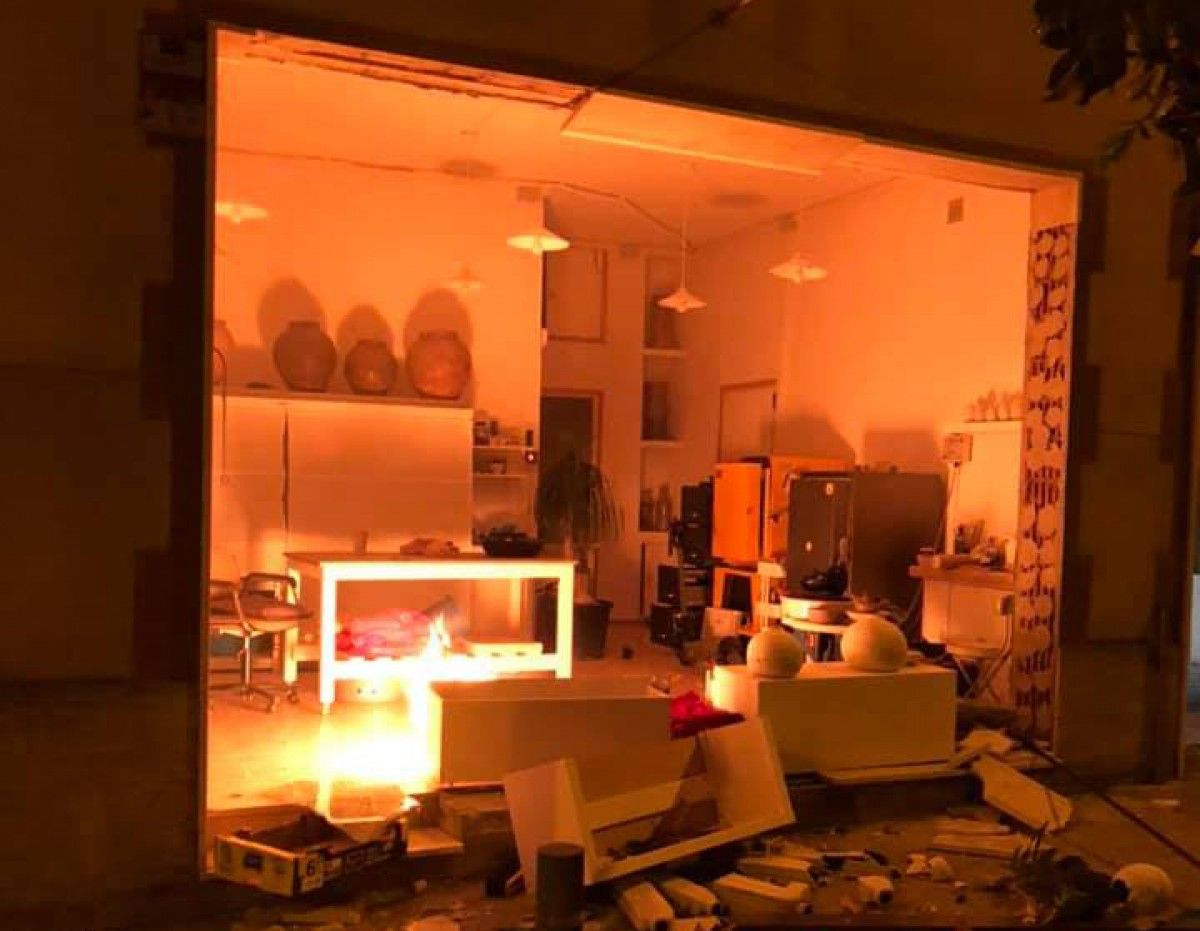 Un local de Sant Celoni destrossat per una explosió de gas butà