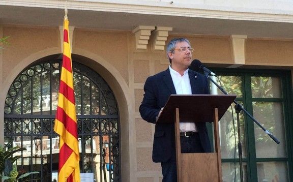 L'alcalde  de Santa Maria de Palautordera, Jordi Xena tanca l'acte instirucional de la Diada.