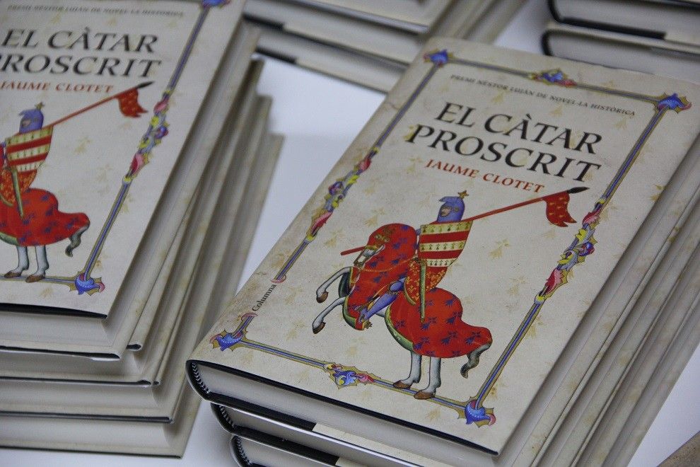 El càtar proscrit, premi Néstor Luján de Novel·la Històrica 2016.