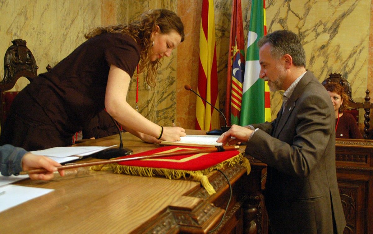 L'alcaldessa de Berga, Montse Venturós, en el Ple de l'Ascensió