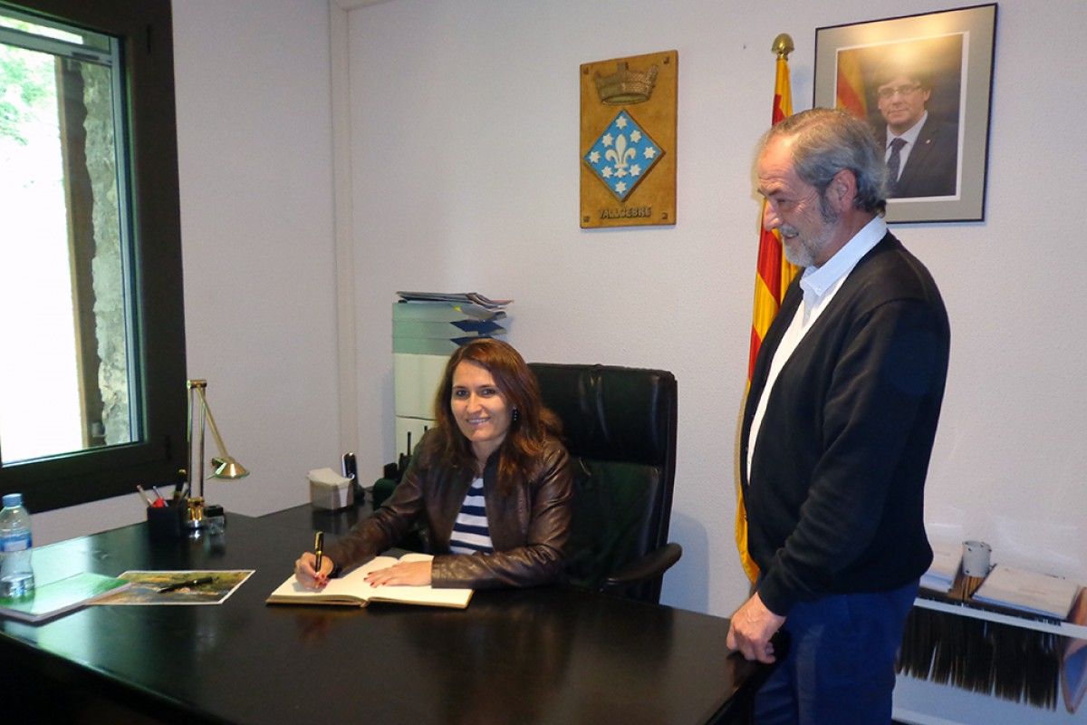 La delegada, Laura Vilagrà, fa una visita institucional a l'Ajuntament de Vallcebre