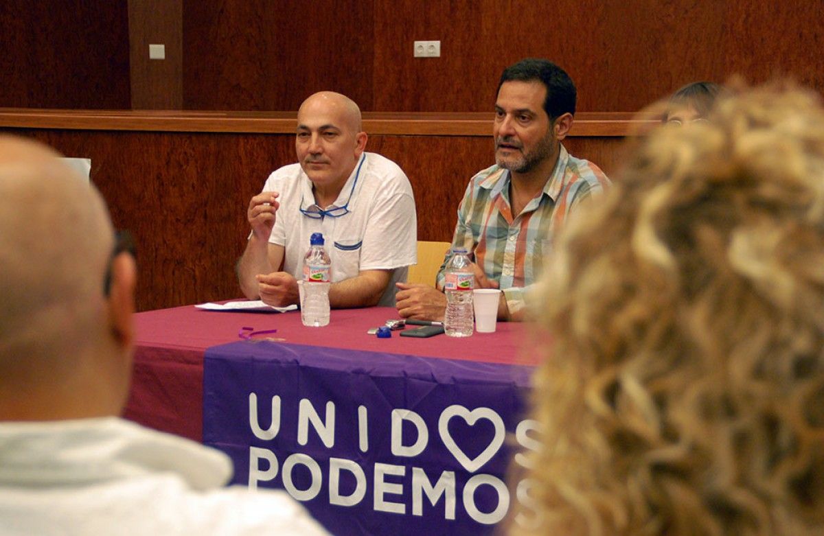 El regidor de Berga, Joan Torres, i el número 3 de En Comú Podem, Josep Vendrell