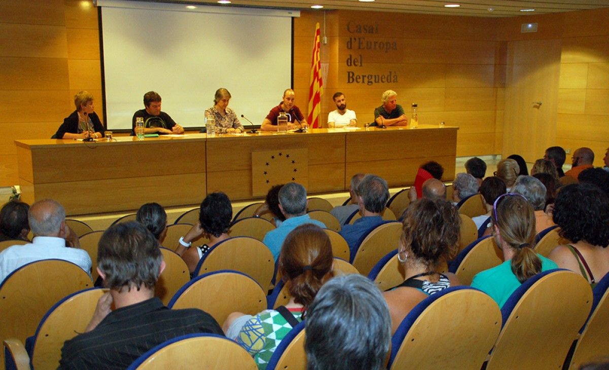 Debat sobre com ha de ser el nou estat català a Berga amb Teresa Forcades, Anna Simó i Josep Manel Busqueta