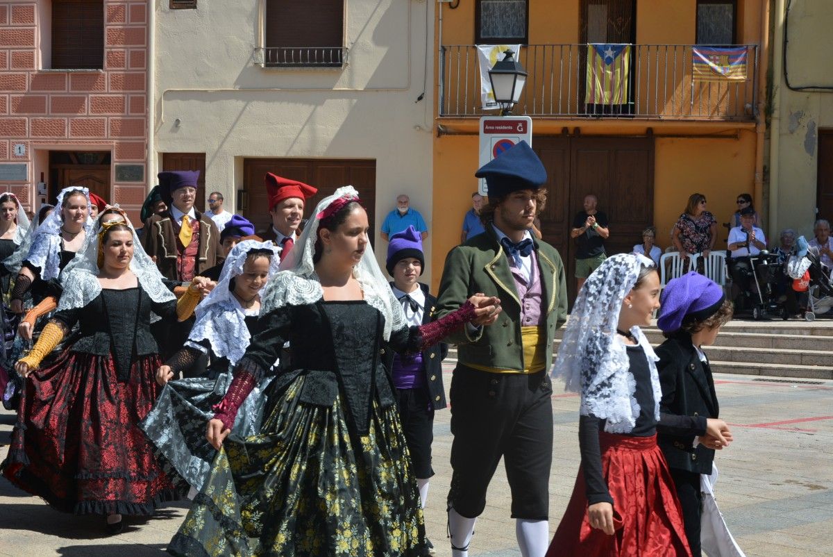 L'Almorratxa, un ball de Festa Major a Gironella