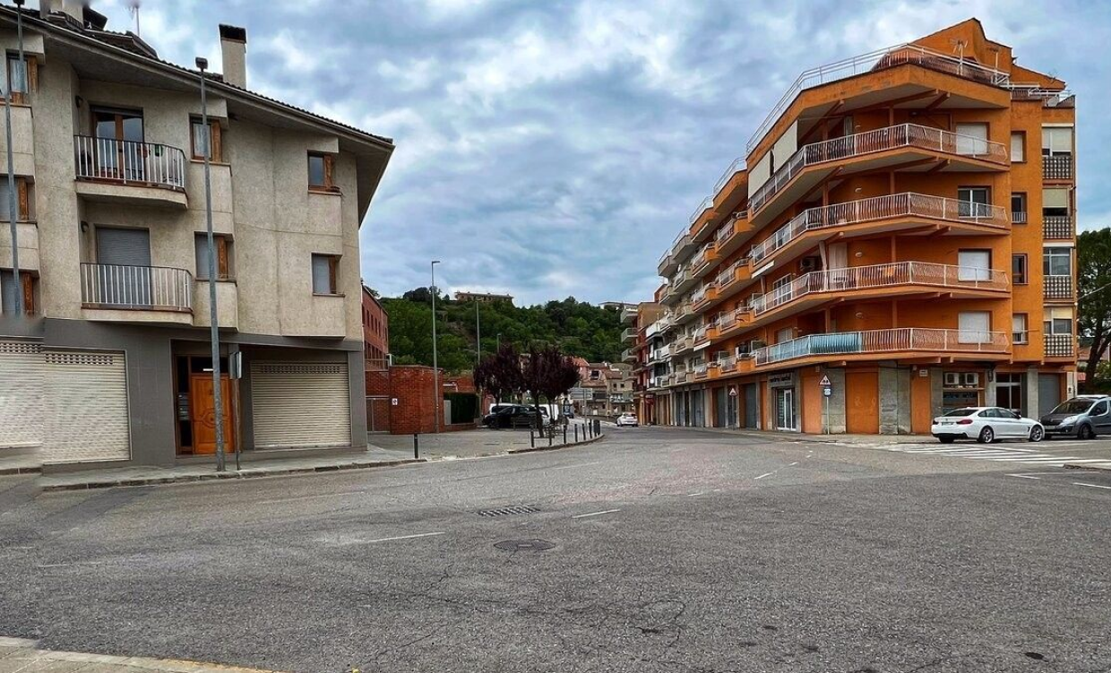 Imatge d'arxiu de la cruïlla de l'avinguda dels Països Catalans i el carrer Pont de les Eres