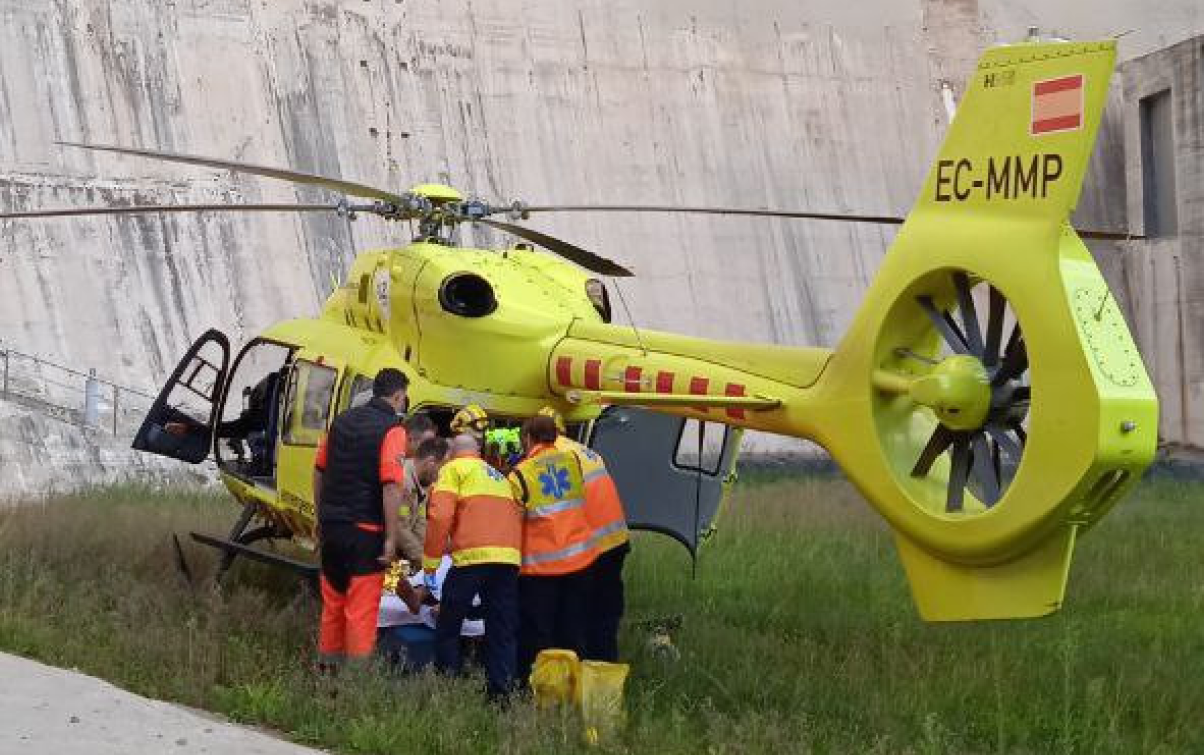 L'accidentat ha estat evacuat en helicòpter fins a l'Hospital Parc Taulí de Sabadell