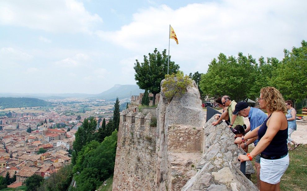 Turistes i visitants al Castell de Berga