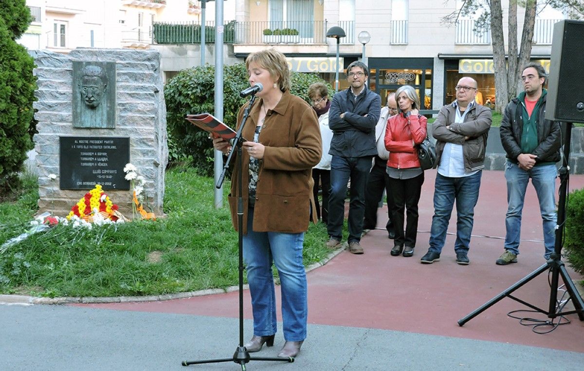 Representants polítics de Berga a l'acte d'homenatge a la mort de Lluís Companys 