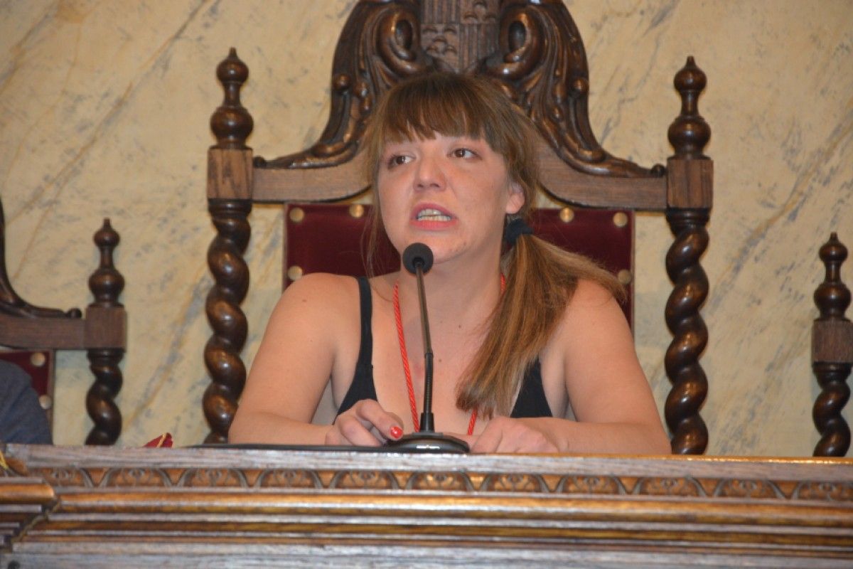 L'alcaldessa de Berga al plenari (arxiu).