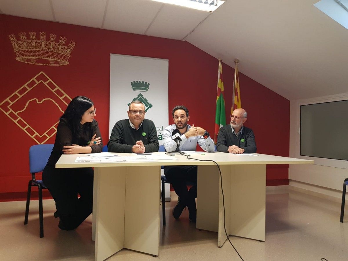 Helena Basart de Salut i Empresa amb el president comarcal Josep Lara, el conseller Abel García i el president de Grup Horitzó, Jordi Garcia Petit.