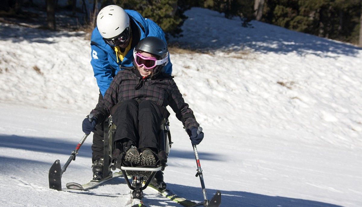 Esport inclusiu a les pistes d'esquí