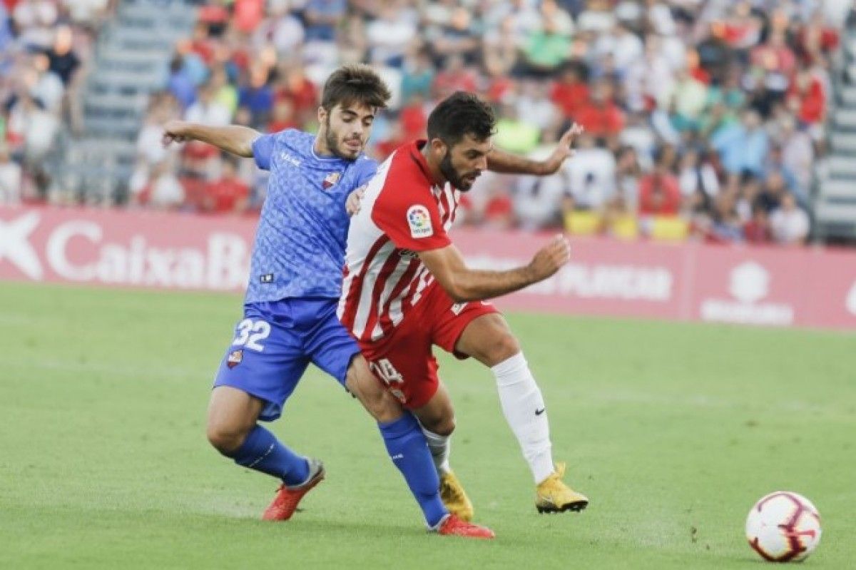 Martí Vilà en un partit contra l'Almeria. 