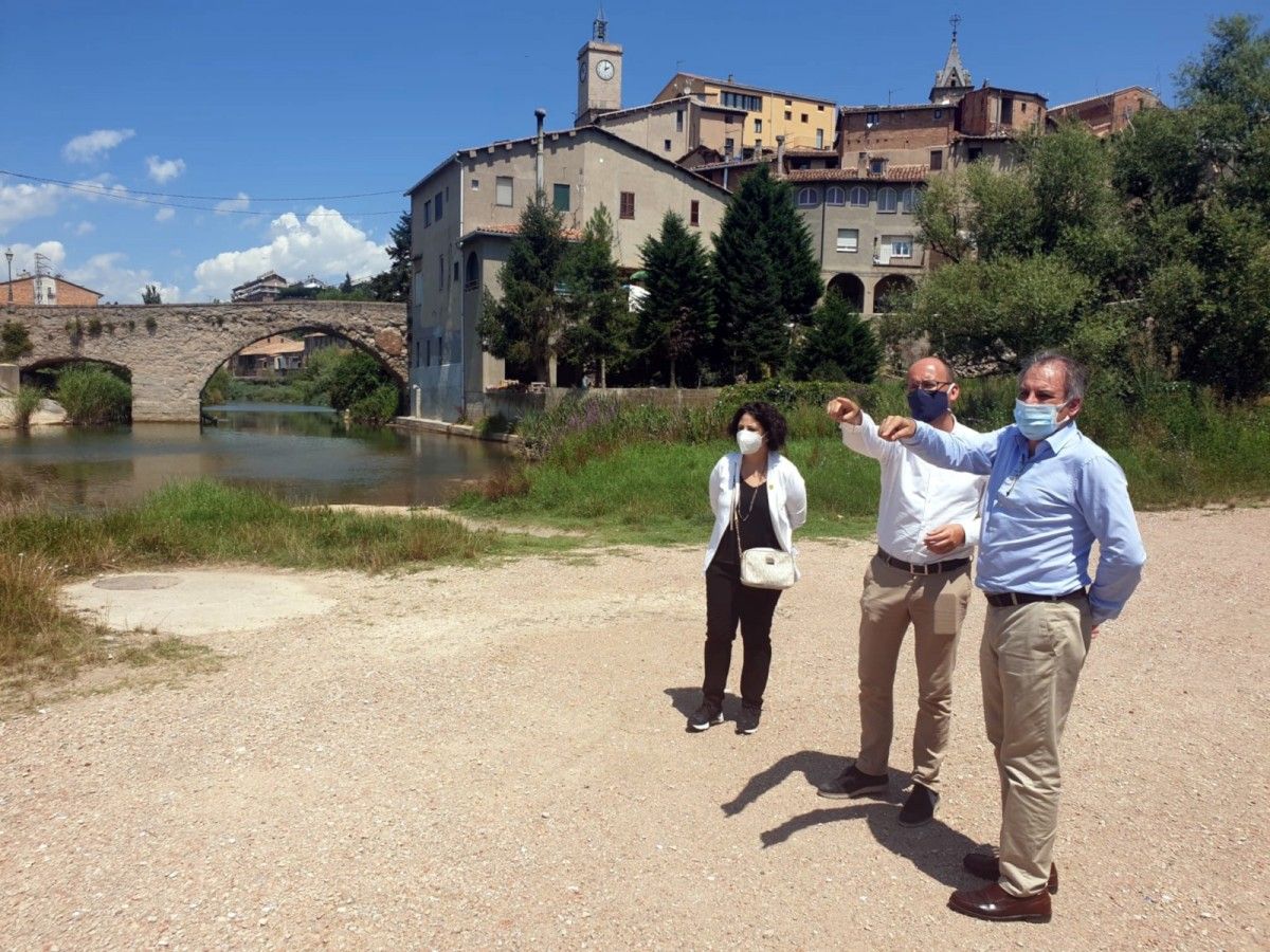 Pla general de la visita dels treballs al riu Llobregat, a Gironella.