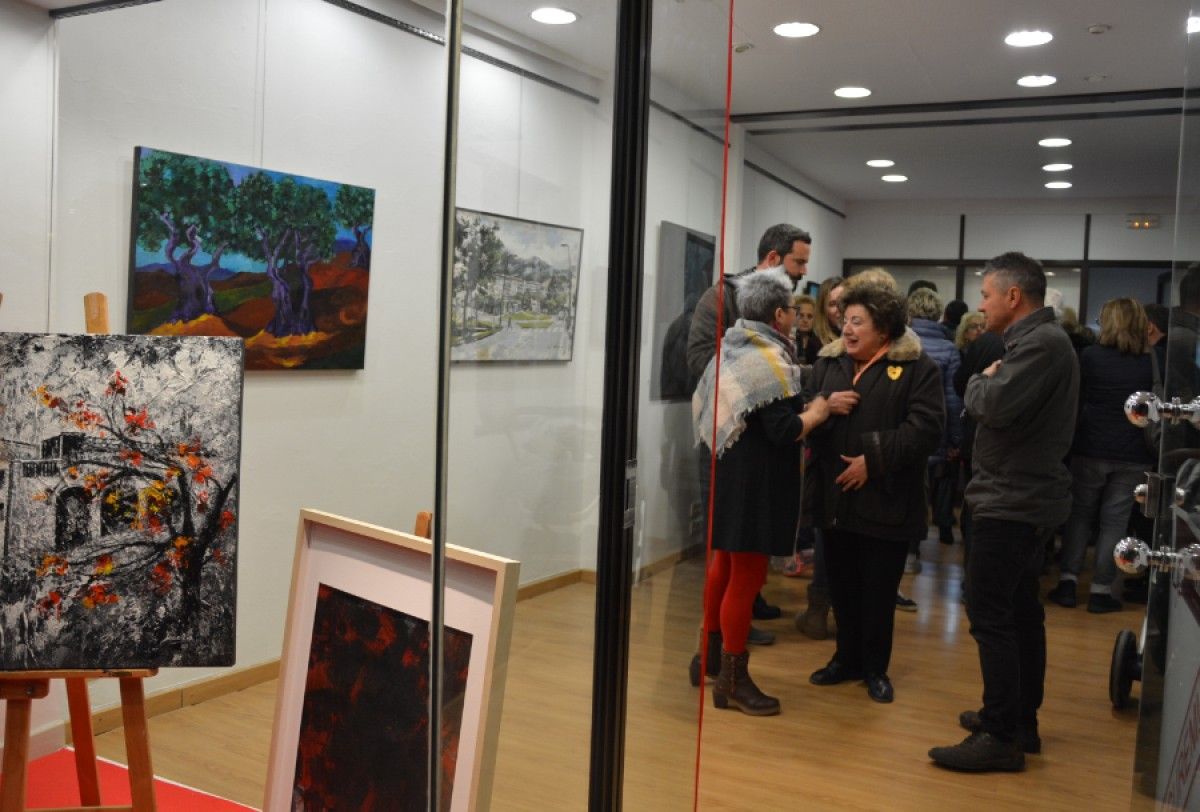 La nova galeria d'art ha obert portes aquest divendres al centre de Berga.
