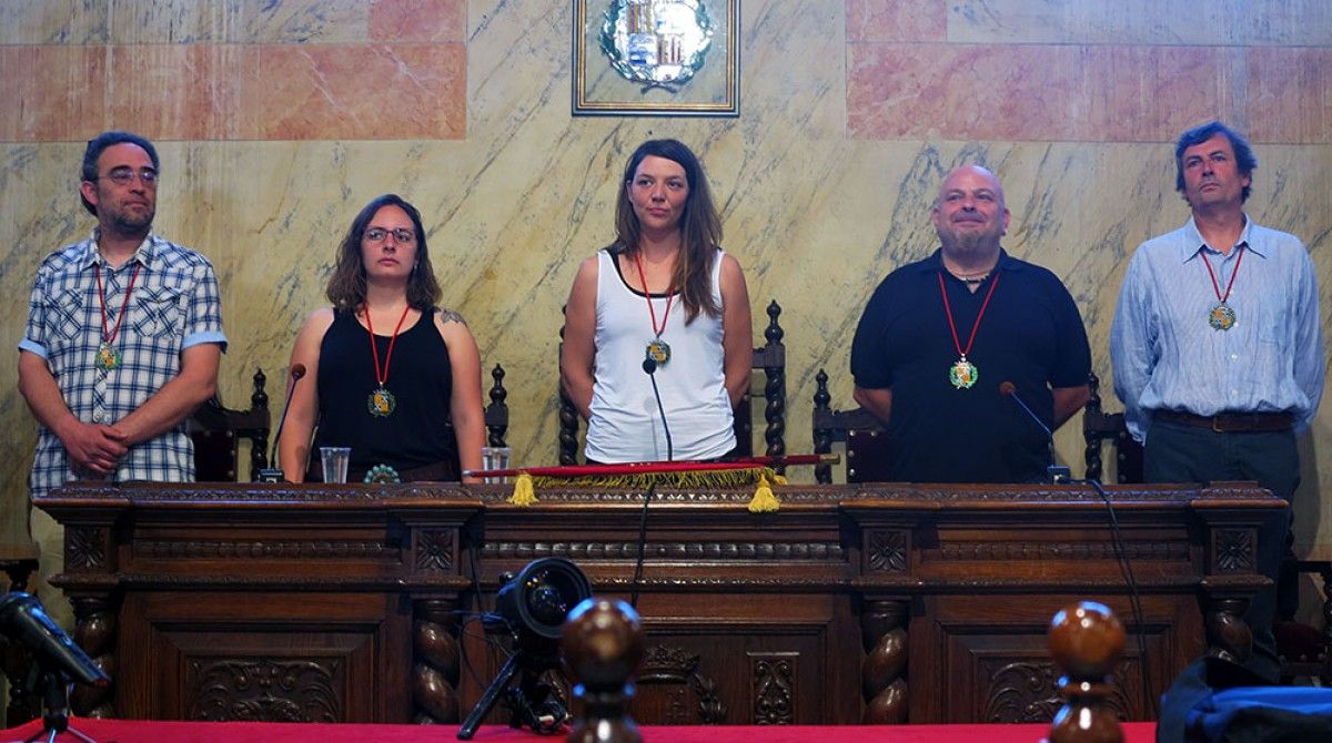 L'equip de govern de l'Ajuntament de Berga, que assumirà el timó de la comparsa dels Plens.