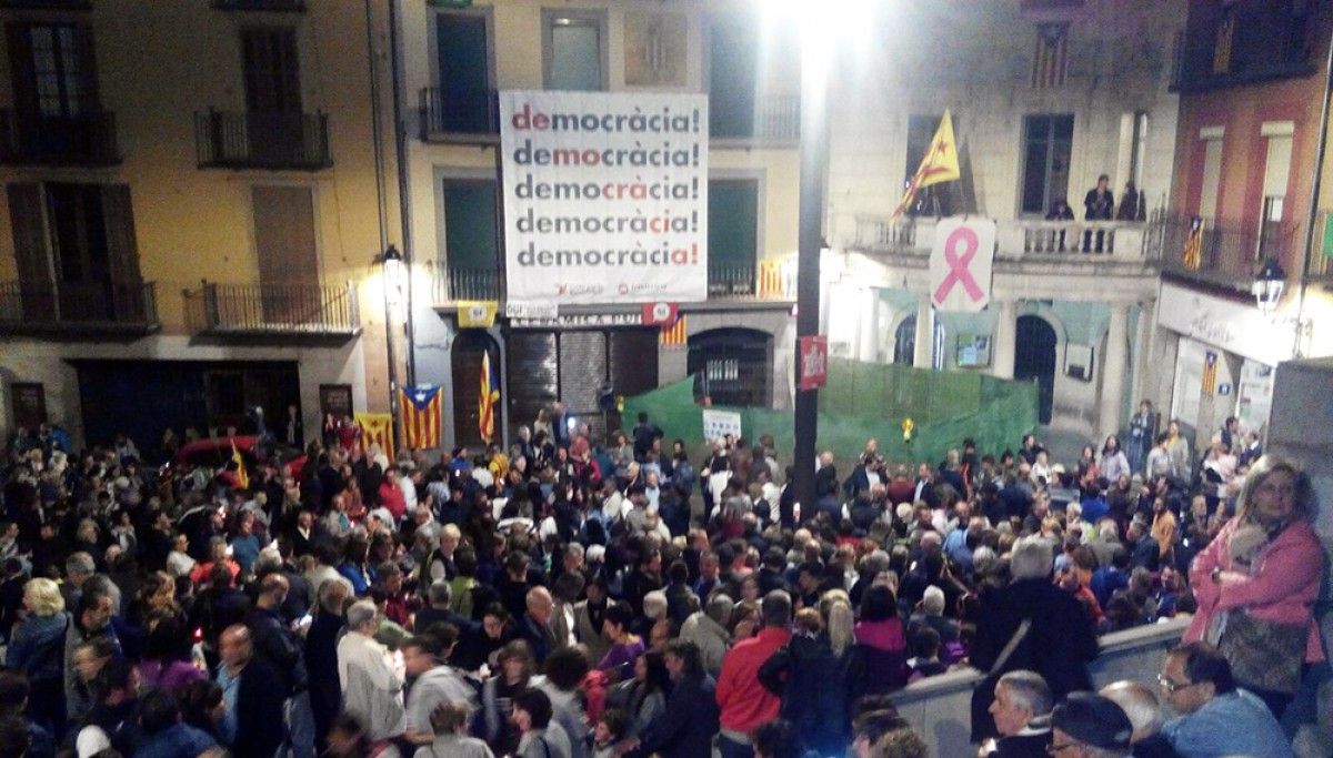 Concentració de suport a Jordi Sànchez i Jordi Cuixart a Berga. 